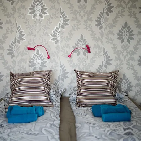 Stranda Guesthouset 3*